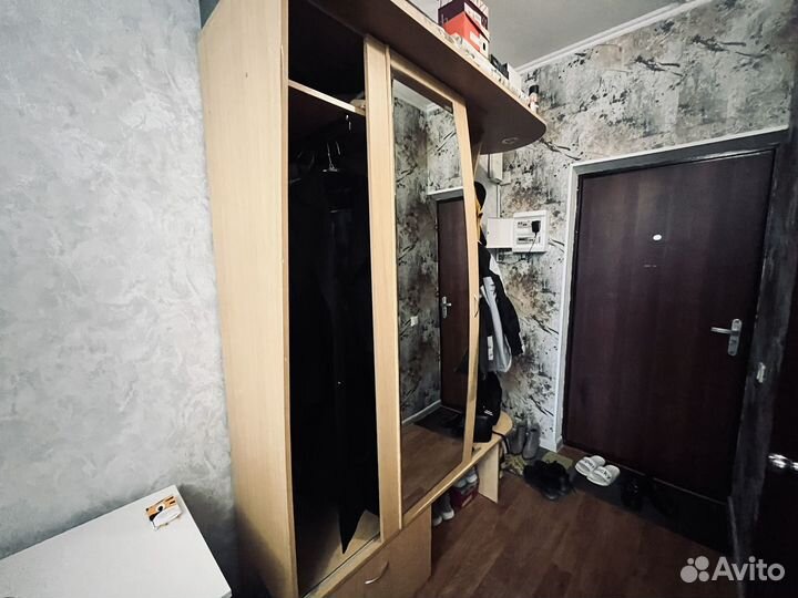 Шкаф в прихожую бу