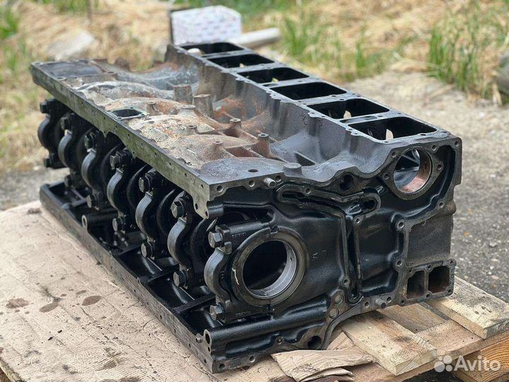 Блок цилиндров scania dsk12 420л.с