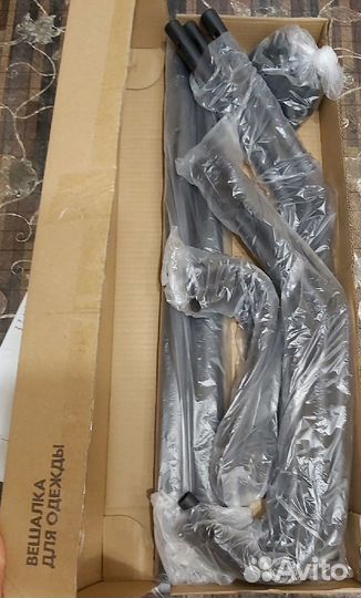 Вешалка для одежды напольная, новая