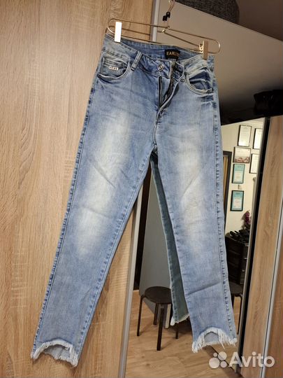 Джинсы