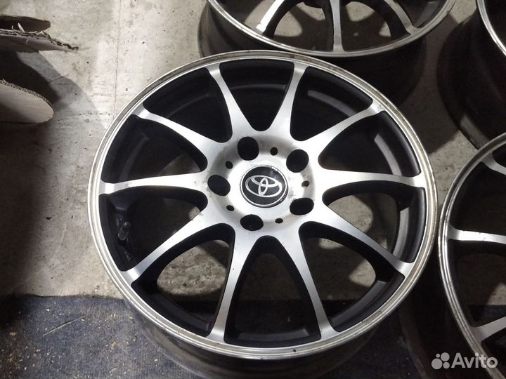 Литые диски 5 114,3 R16