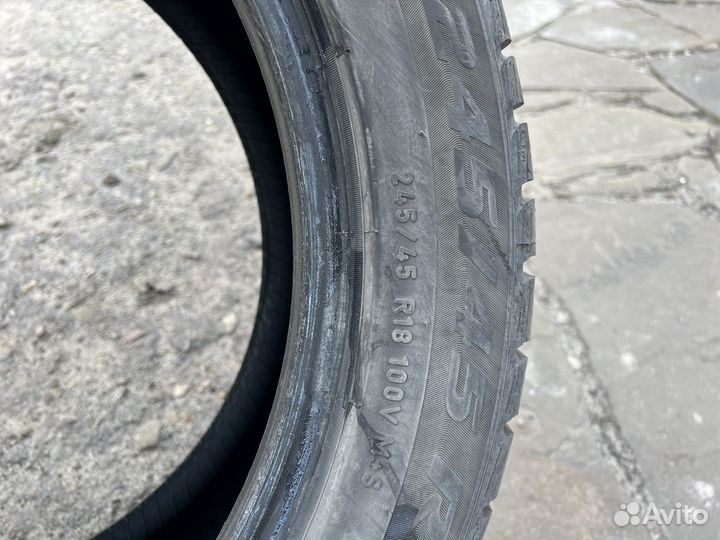 Pirelli Winter Sottozero 245/45 R18