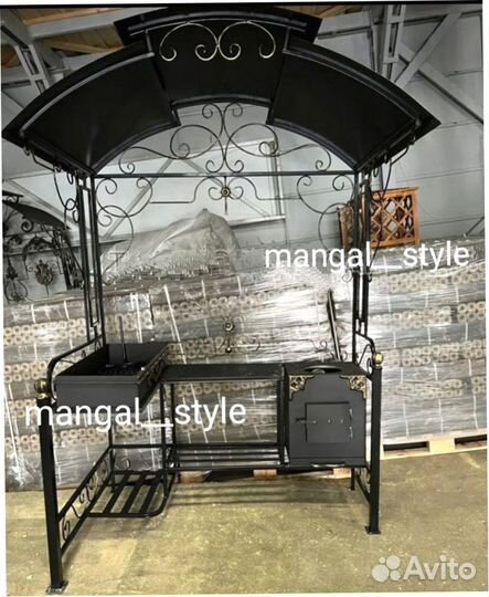 Мангал с крышей