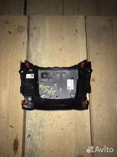 Блок управления магнитолой Mazda CX-5 kf. оригинал