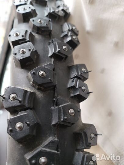 Велопокрышка шипованная Nokian Extreme 26x2.1