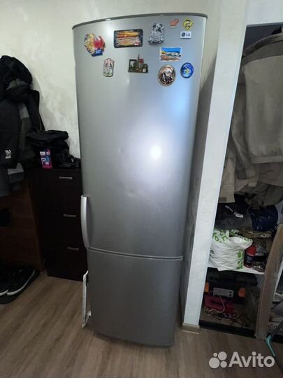 Холодильник LG бу, без no frost