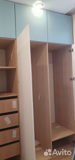 Двухъярусная кровать со шкафом и столом