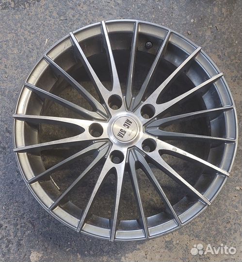 Колеса R16 на зимней резине Nokian Hakkapeliita 8