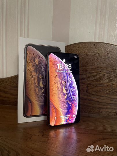 iPhone Xs, 64 ГБ
