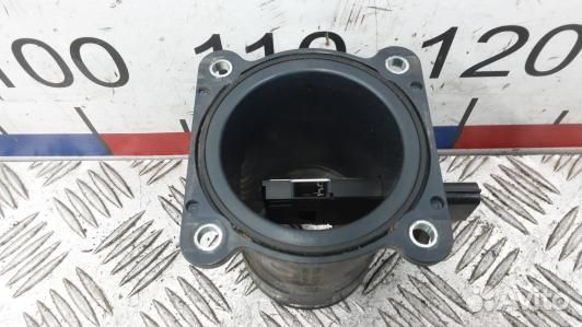 Расходомер воздуха бензиновый nissan almera N16 (H