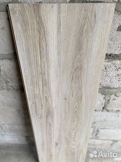 Ламинат новый