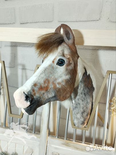 Хоббихорс реалистик с Красной амуницией