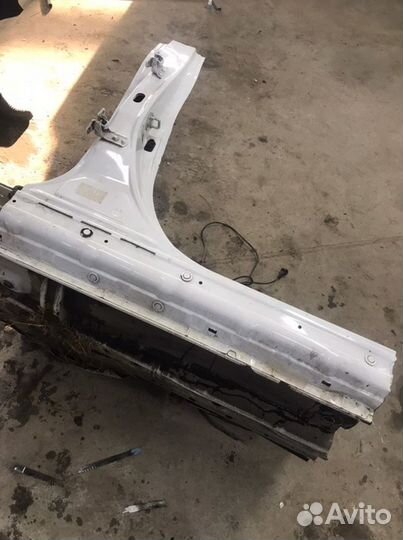 Стойка кузова правая Mitsubishi Outlander