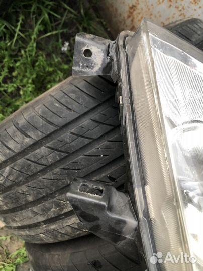 Фара правая nissan note e11