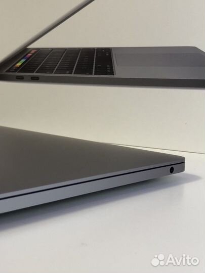 Apple MacBook Pro 13 2019 Touch bar (8/128)
