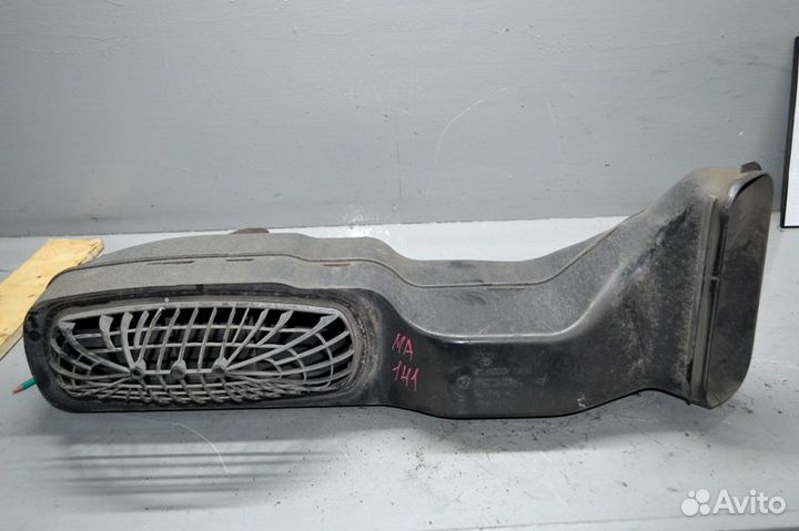 Труба воздухозаборника, нижняя часть MAN TGX 18.44