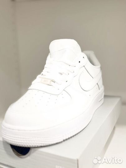 Кроссовки Nike air force 1