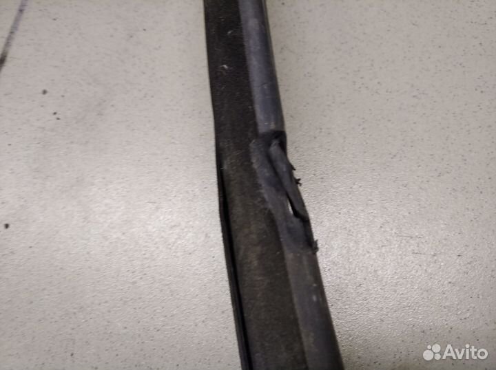 Накладка стекла переднего левого Octavia (A5 1Z) 2