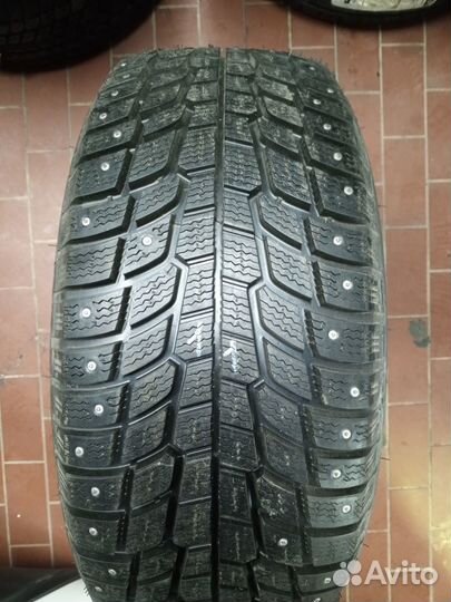 Michelin Latitude X-Ice North 255/50 R19