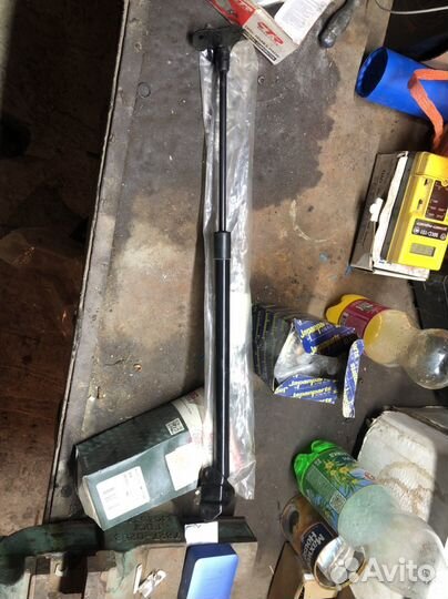 Амортизатор hyundai grand starex