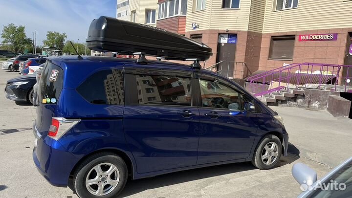 Автобокс на крышуHonda Freed