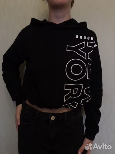 Укороченный свитшот