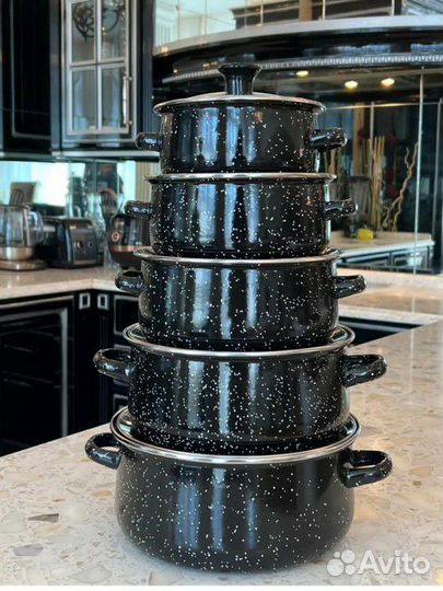 Набор кастрюль новый