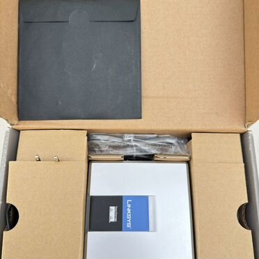 Голосовой шлюз VolP-телефонии Linksys SPA2102