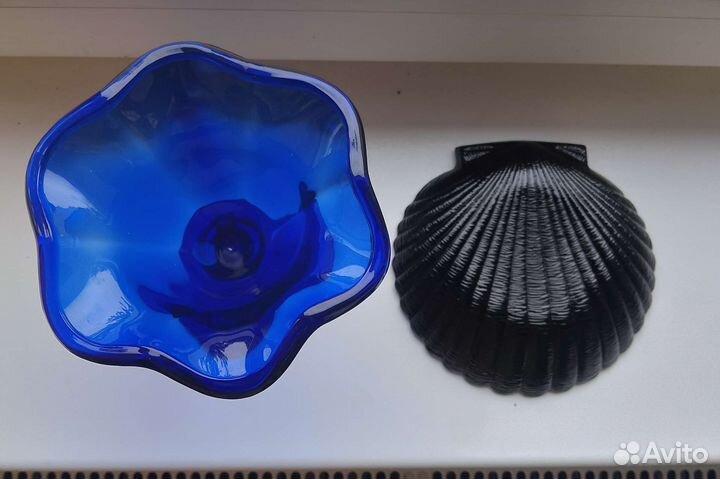 Вазочка на ножке и икорница