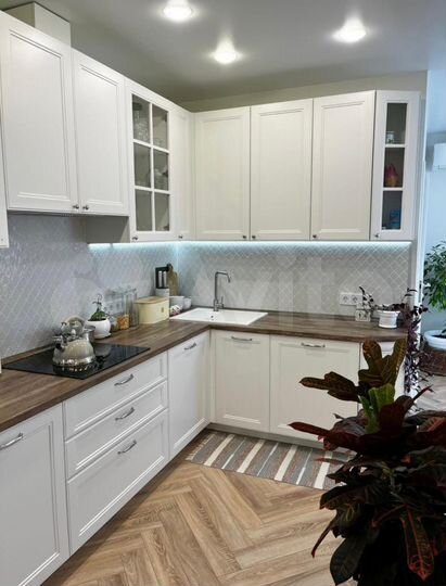 3-к. квартира, 77 м², 10/25 эт.