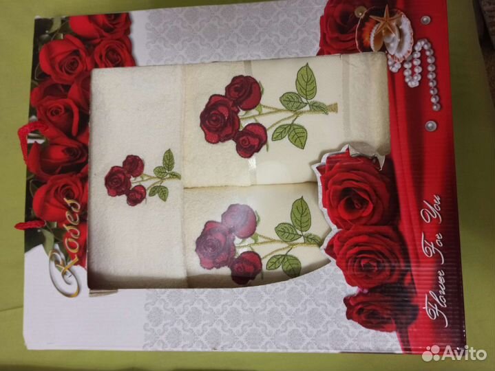 Скатерть, Махровые полотенца новые