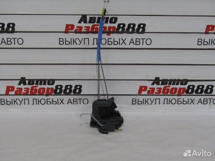 Замок двери передней правой Hyundai Solaris седан