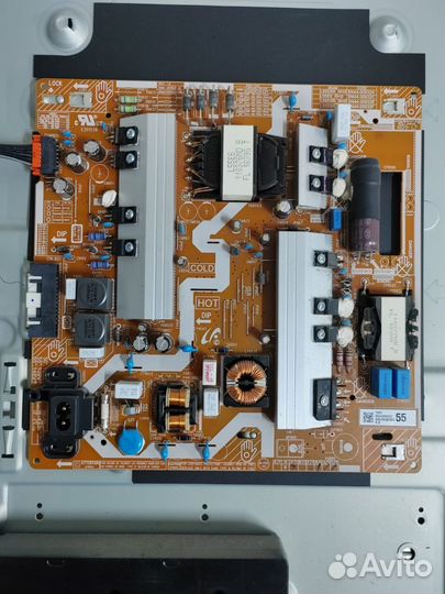 Телевизор Samsung UE55NU7400 разбита матрица