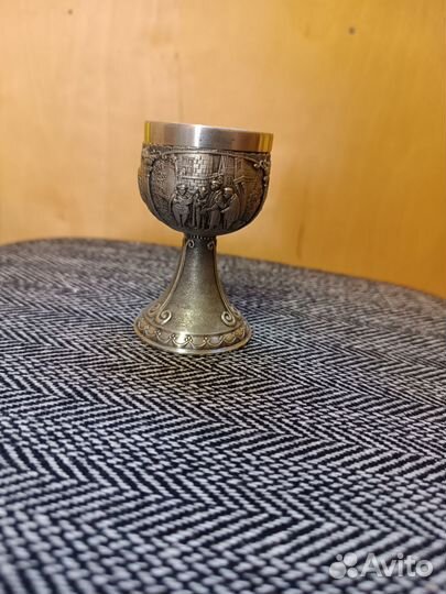 Кубок антикварный