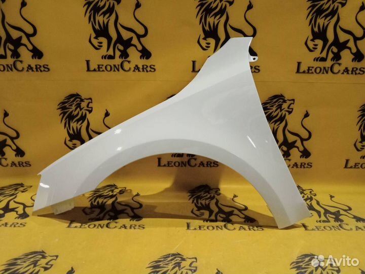 Крыло переднее левое белое Skoda Octavia A7 2013+