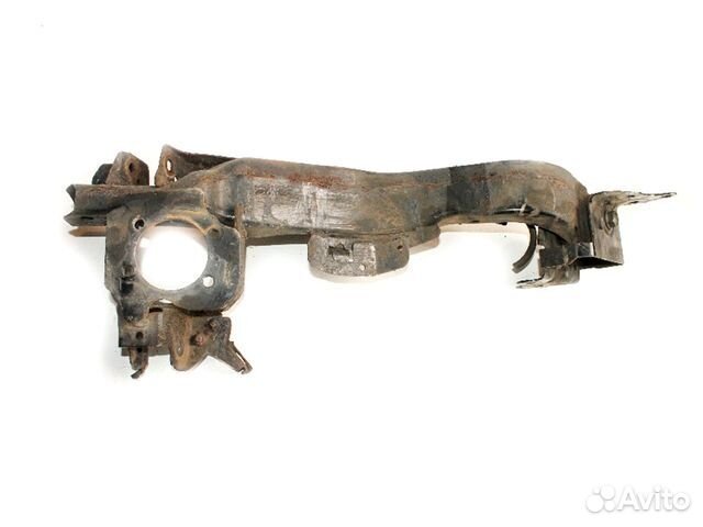 Рычаг подвески задний левый продольный Nissan Juke