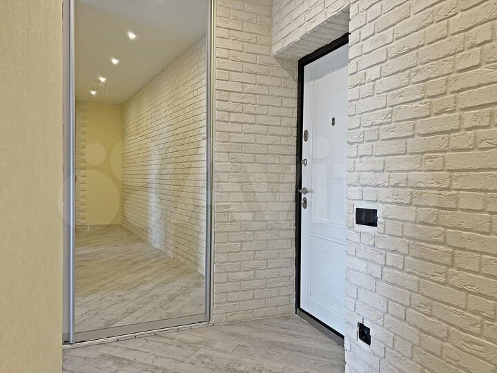 2-к. квартира, 56 м², 16/16 эт.