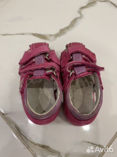 Сандали для девочки