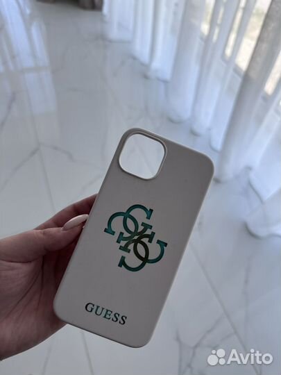 Чехол на iPhone 13