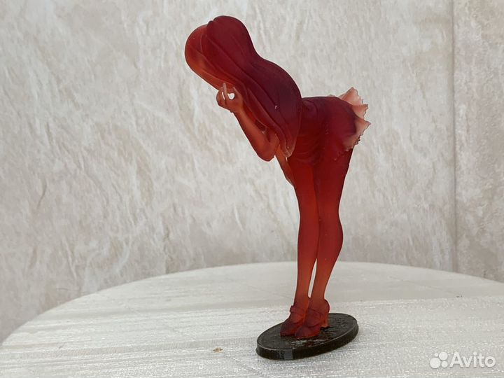 Фигурка Алисы