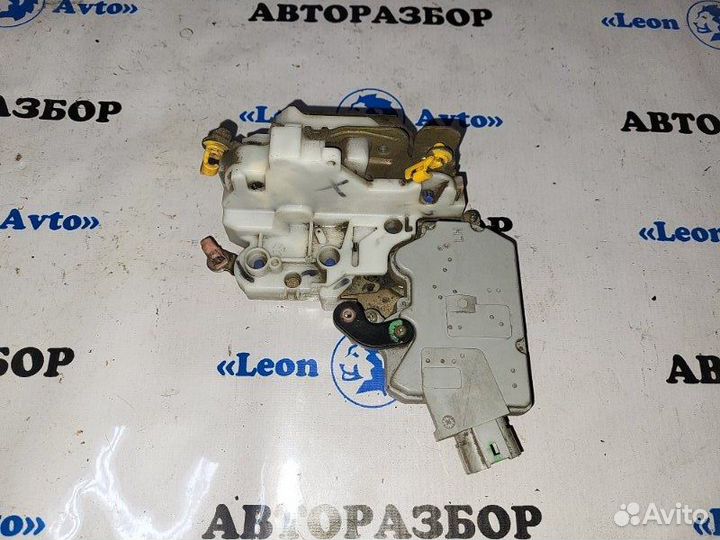 Замок двери передний левый Nissan Primera P11 SR20