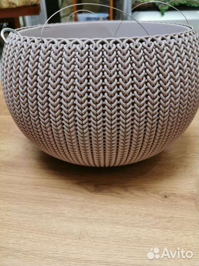 Кашпо подвесное для цветов