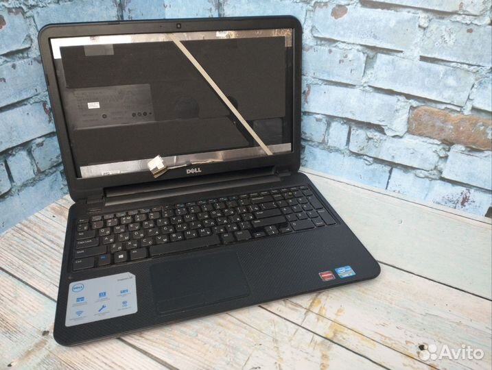 Ноутбук Dell на i3 на запчасти