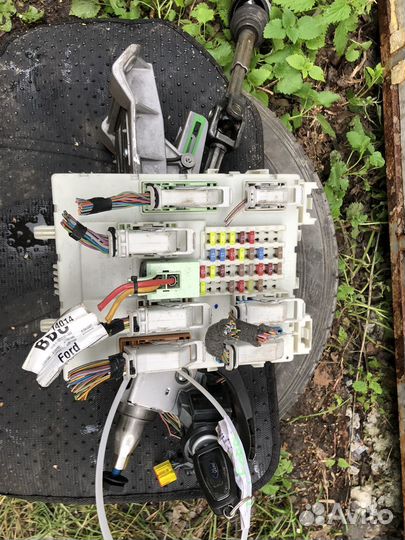 Замок зажигания с блоком BCM ford focus 3