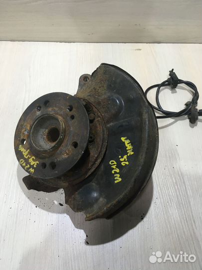 Кулак подвески задний Mercedes W210 2.3 МКПП