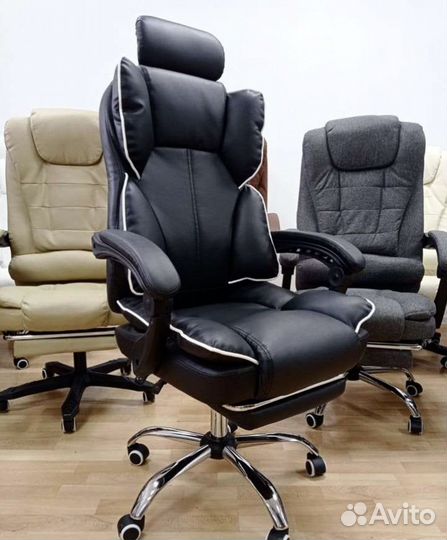 Офисное кресло руководителя
