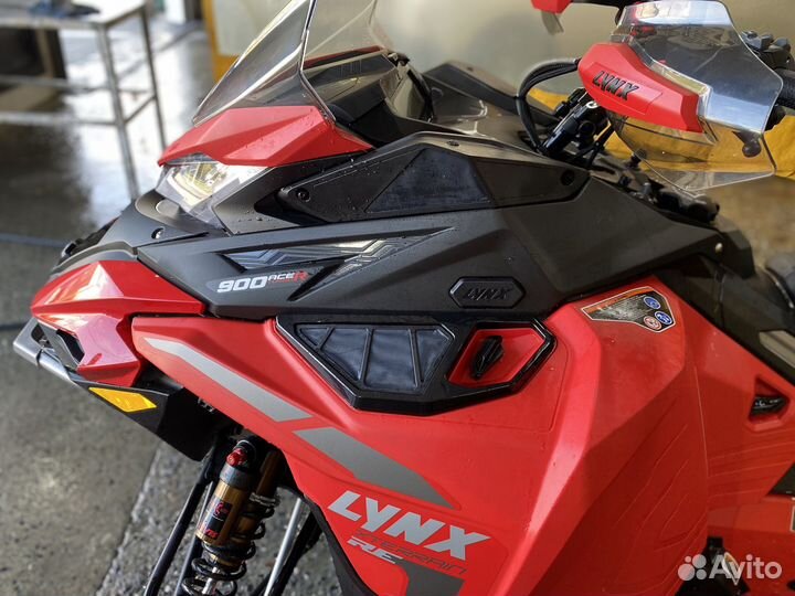 Снегоход BRP Lynx Xterrain Turbo RE