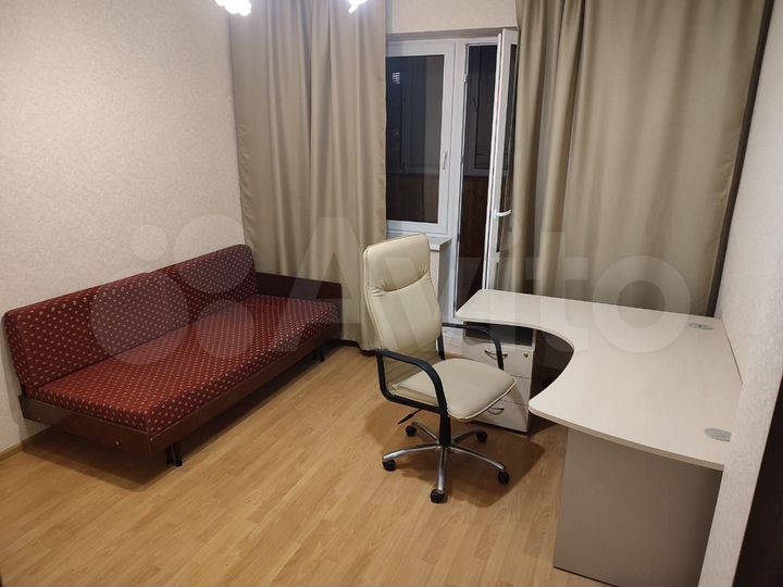 2-к. квартира, 60 м², 7/17 эт.