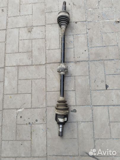 Привод передний правый