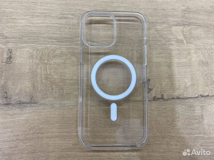 Чехлы на iPhone 13 Pro Max